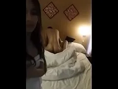 กำลังมาแรง คลิปน้องมิ้วกับน้องริน สาวน่ารัก ไปเที่ยวผับดังเจอหนุ่มหล่อถูกใจเลยหิ้วพามากินตับถ่ายไปเย